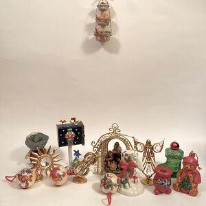 lot of 14 Variety Collectible Christmas Vtg Ornaments Decor